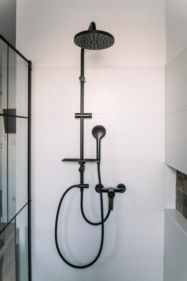 B15 - Wood&Black Apartman Γκιόρ Εξωτερικό φωτογραφία